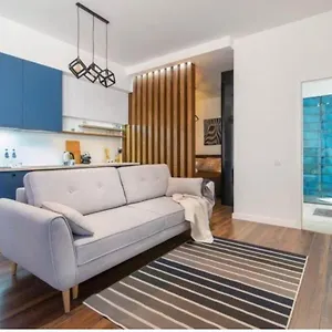  Apartament Modern With Gym,terrace And Great Location Polska